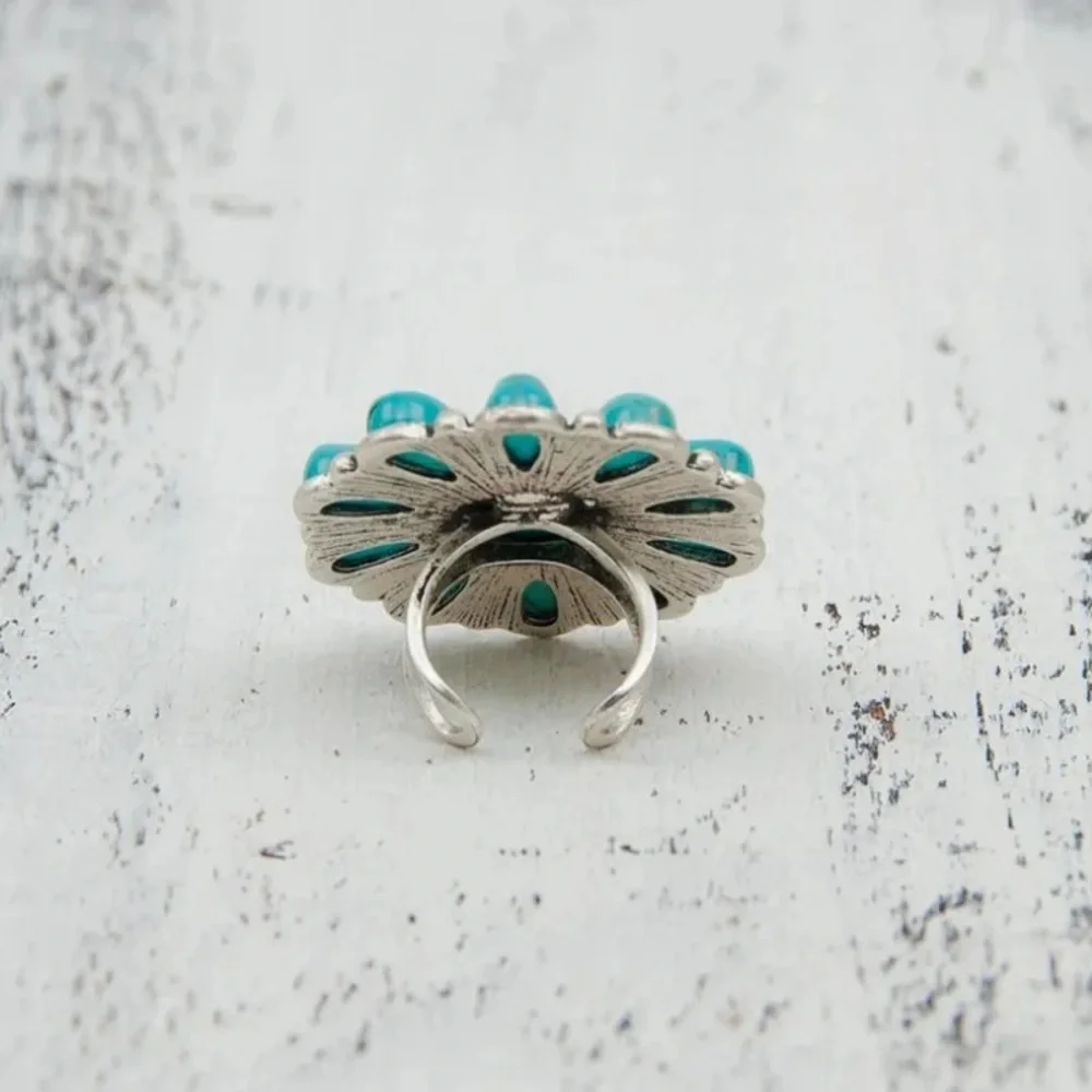 New turquoise adjustable western flower ring - Picture 3 of 3